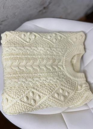 Свитер вязанный новый 8