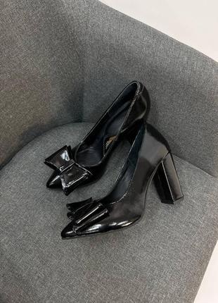Чорні туфлі бант натуральний лак шкіра 9см \ туфли 9 см кожа натуральная черные бант