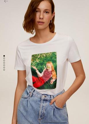 Футболка mango в стилі zara