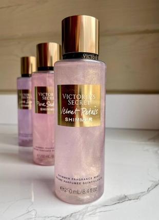 Парфумований спрей з шиммером velvet petals victoria's secret