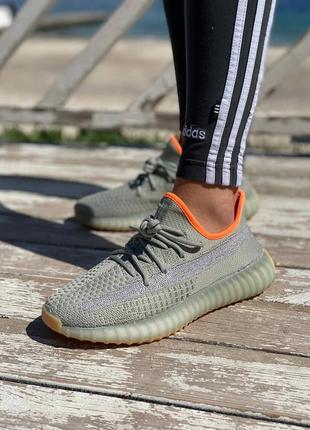 Женские кроссовки adidas yeezy boost 350 v2 desert sage reflective#адидас1 фото