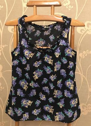 Дуже гарна і стильна брендовий блузка в кольорах...100% коттон 19.