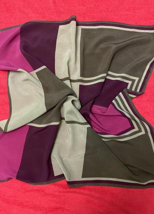 Красива хустка з натурального шовку