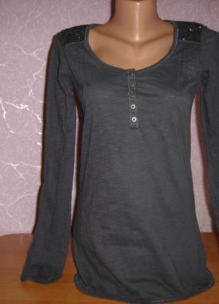 Продам фірмову кофточку fate fale