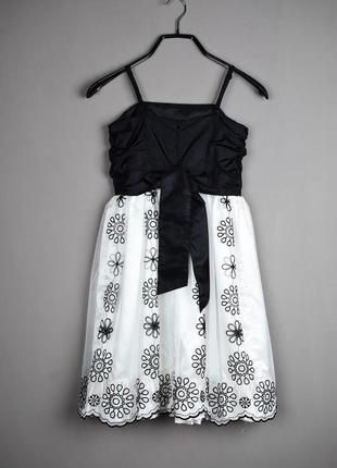 Розкішне,ошатна, гарна брендові сукні від disney4 фото