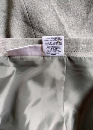 Классическая юбка обалденного светлооливкого цвета на подкладке со шлицей сзади4 фото