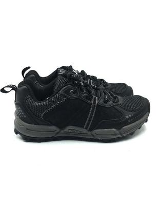 Дитячі кросівки teva