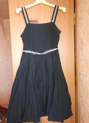 Красивое новое платье