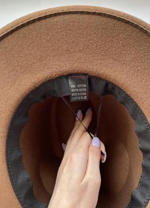 Капелюшок федора в коричневому кольорі3 фото