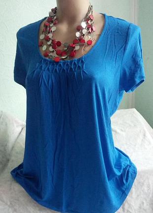 Вискозная футболка,блуза от m&s,цвет электрик,48-52разм.,пог-55-62см