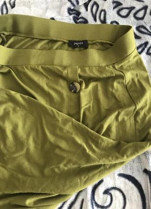 Спідниця з трендовими ґудзиками2 фото