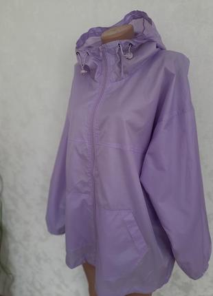 Актуальная куртка ветровка  лиловая батал2 фото
