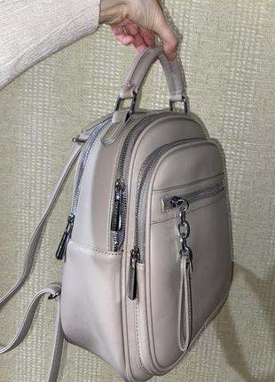 Жіночий рюкзак на 3 відділення і 2 маленьких карманчика, еко шкіра4 фото