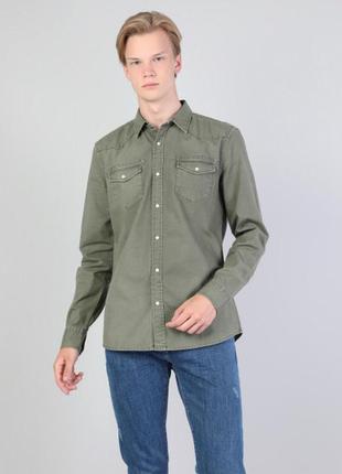 Мужская рубашка хаки зеленая с длинным рукавом хлопковая летняя на кнопках colin's2 фото