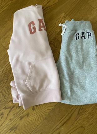 Спорт костюм gap