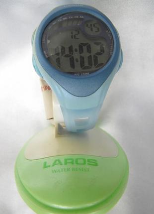 Часы электронные laros, для дайвинга, новые, wr-100, силиконовый корпус2 фото