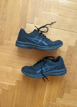 Кроссовки asics оригинал1 фото