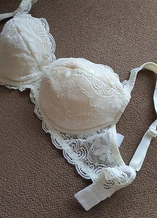 Брендовий  формований бюстик