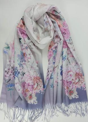 Палантин шарф демісезонний тонкий ніжний з квітами ліловий рожевий новий