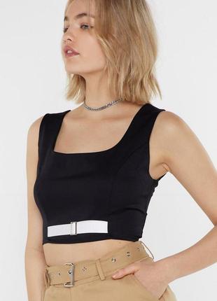 Базовий чорний топ з замочком prettylittlething nasty gal