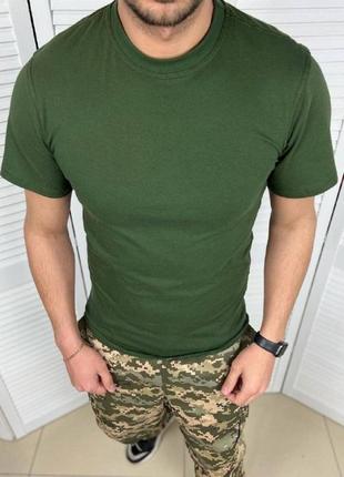 Мужская футболка олива зелёная