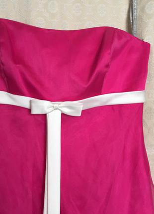 Ярко-розовое миди платье с корсетным верхом5 фото
