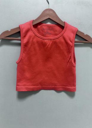 Облягаючий топ в рубчик  xs/s. m/l червоний