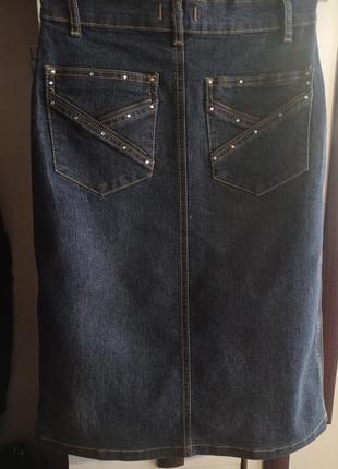 Юбка джинсовая, стильная,по бокам молнии обманки1 фото