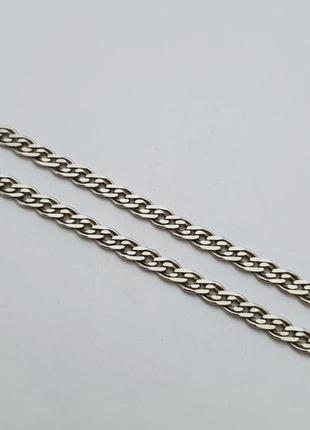 Срібний ланцюг 50 див.