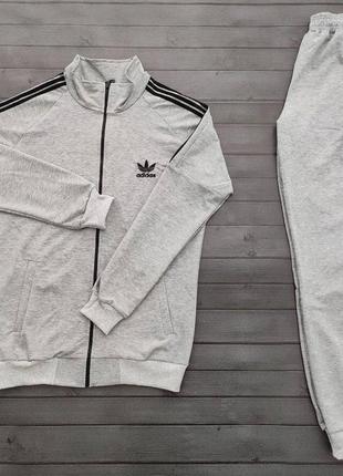 Спортивний костюм adidas