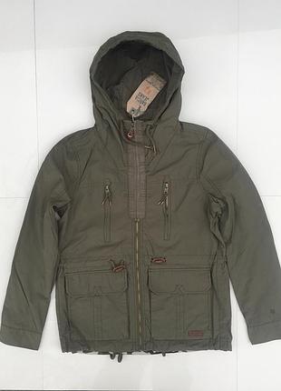 Вітровка хакі