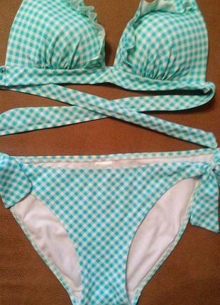 Купальник с рюшем р.10