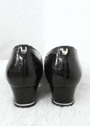 Уютные туфельки из мягкой искуственной лаковой кожи от ara6 фото
