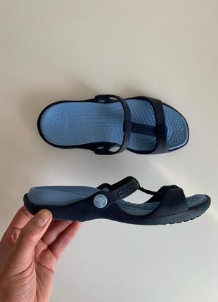 Тапочки crocs