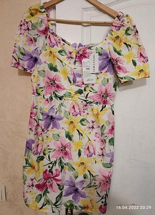 Женское платье