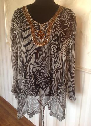 Шифонова туніка з прикрасою, розмір 50-52.