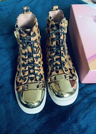 Леопардові кеди/черевики нат.шкіра поні jeffrey campbell