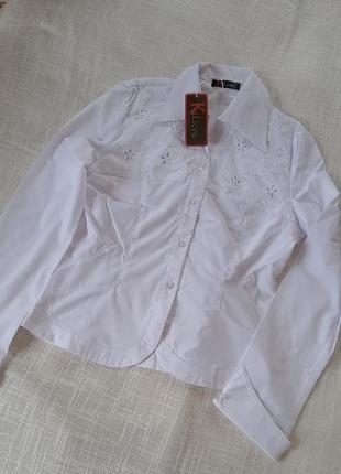 Блуза с набивной вышивкой