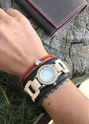 Ефектні годинник-браслет