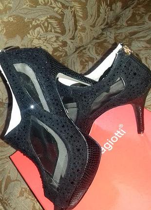 Туфлі італія