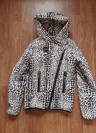 Легкая весенняя куртка