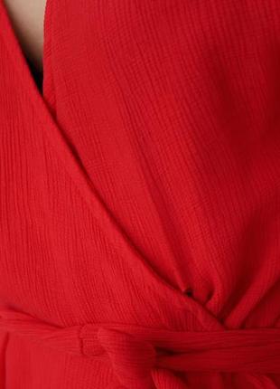 Красное платье на запах5 фото