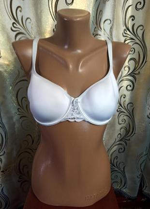 Базовий мереживний бюстгальтер з спинкою 32d 70d marks&spencer