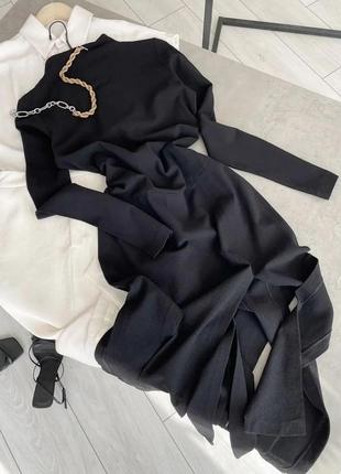 Черное шерстяное миди платье с разрезами