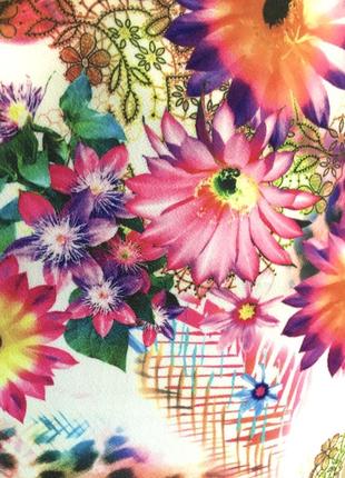 Платье сарафан яркое в цветочек с коротким рукавом ремешком поясом воротником  с красочным принтом рисунком цветами3 фото