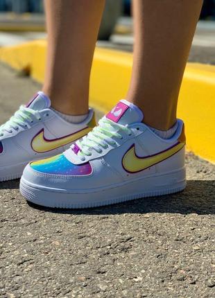 Nike air force rainbow hologram новинка жіночі яскраві трендові кольорові кросівки весна літо осінь радужные кроссовки демисезон форс