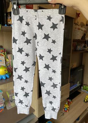 Серые спортивные штанишки со звёздами 2-3 года1 фото