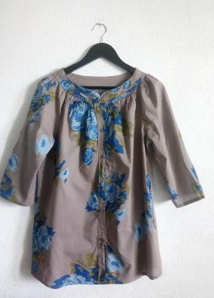 Блуза оливкового кольору з малюнком акварельними