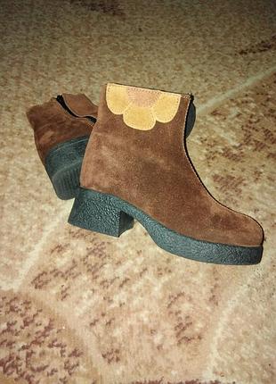 Замшеві чобітки, р. 30