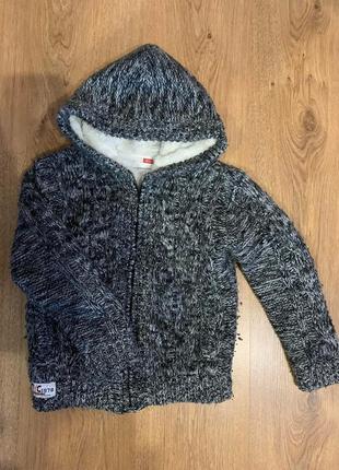 Теплый свитер-толстовка на 5-6 лет name it